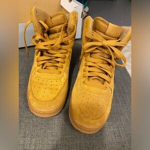 Air Force 1 High LV8 Nike